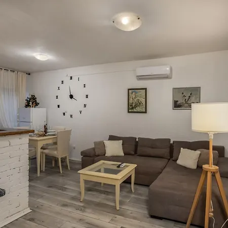 Apartment Apartman “Destiny” *